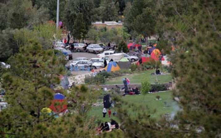 اسکان ۳۲ هزار مسافر نوروزی در بوستانهای قم اسکان ۳۲ هزار مسافر نوروزی در بوستانهای قم